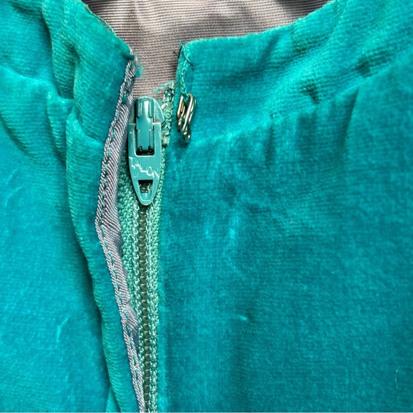 Teal Velvet Vintage 1960s Wiggle Dress With Rosettes At The Hem - Size XSmall - Picture 5 of 8